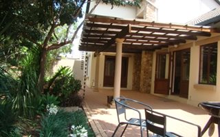 3 Bedroom House in Bronberg