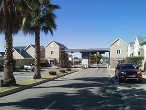 2 Bed Apartment in Vanderbijlpark Central