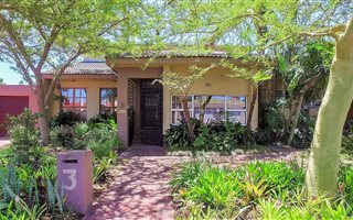 6 Bedroom House in Panorama