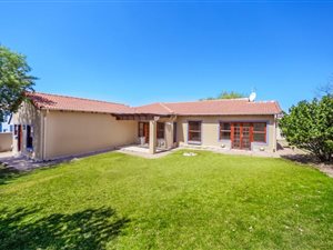 3 Bed House in Willaway