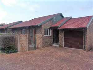 2 Bed Townhouse in Highveld