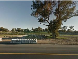 7781 m² Land available in Crossroads