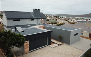 4 Bedroom House in Myburgh Park