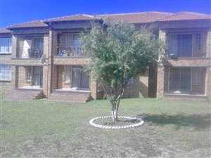 2 Bed Apartment in Erand Gardens