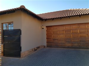 2 Bedroom Cluster in Allen Grove
