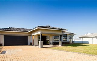 3 Bedroom Cluster in Benoni CBD