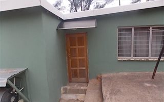 2 Bedroom House in Merebank