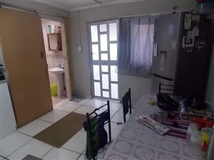 2 Bedroom House in Merebank
