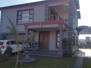 4 Bedroom House in Munsieville South
