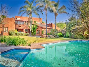 4 Bed House in President Park