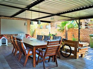 2 Bed House in Southdowns