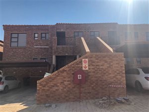 2 Bedroom Townhouse in Liefde en Vrede