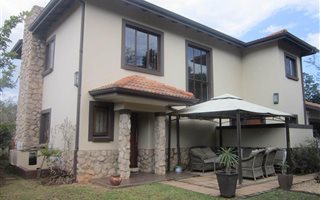 3 Bedroom Townhouse in Forest Hills