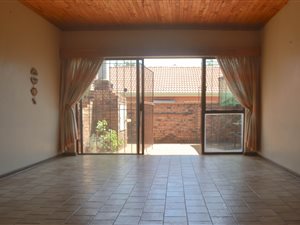 3 Bed House in Masada