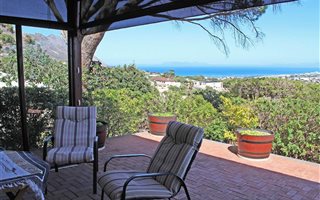 3 Bedroom House in Mountainside