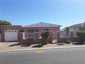 5 Bed House in Mandalay