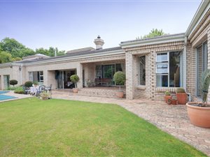 5 Bed House in Heatherlands