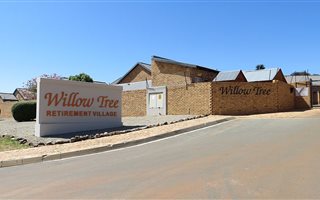 2 Bedroom Townhouse in Allens Nek