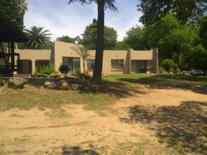 5 Bedroom House in Bramley Park