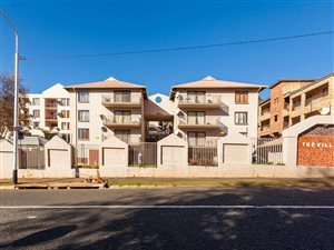 2 Bed Apartment in Westdene
