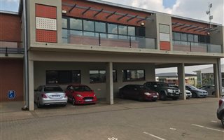 155 m² Office Space in Irene