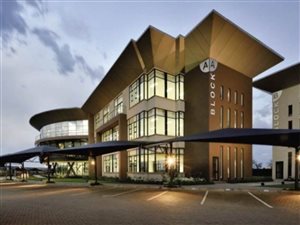 392 m² Office Space in Parkhaven
