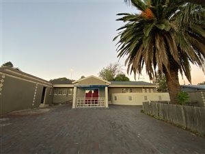 5 Bed House in Glenanda