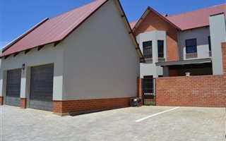 3 Bedroom Townhouse in Heritage Hill