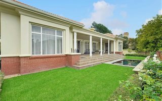 3 Bedroom House in River Club