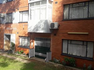2 Bed Apartment in Essenwood