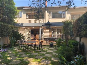 3 Bed Townhouse in Waterkloof Heights