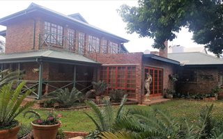 4 Bedroom House in Blue Gill