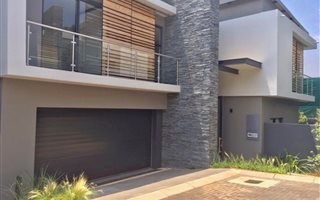 3 Bedroom Townhouse in Kentview