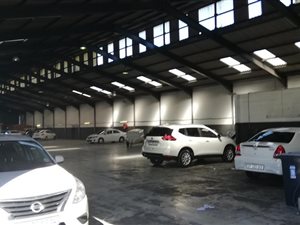 2110 m² Commercial space in Airport Industria
