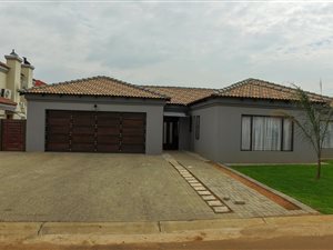 3 Bed House in The Orchards
