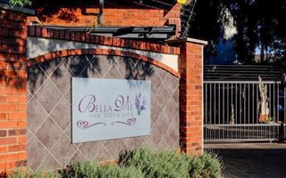 2 Bedroom Apartment in Ravenswood