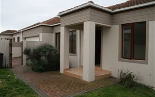 4 Bedroom House in Parklands