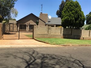 3 Bed House in Montgomery Park