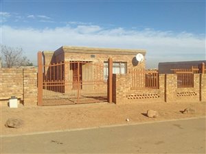 2 Bed House in Nellmapius