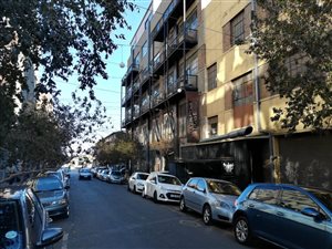 Studio Apartment in City & Suburban (Maboneng)