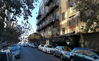 Studio Apartment in City & Suburban (Maboneng)