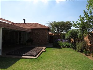 3 Bedroom House in Rietvalleirand