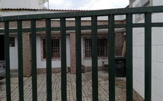 5 Bedroom House in Lotus Gardens