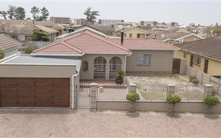 3 Bedroom House in Bernadino Heights