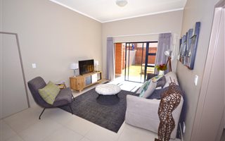 2 Bedroom Apartment in Carlswald Estate