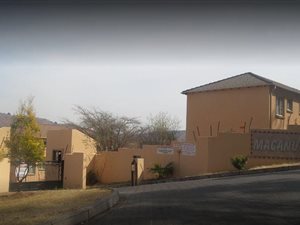 2 Bedroom Apartment in Wilgeheuwel