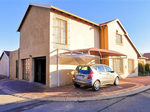 3 Bed Townhouse in Dalview