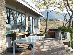 3 Bedroom House in Champagne Valley