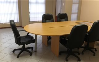 165 m² Office Space in Newton Park