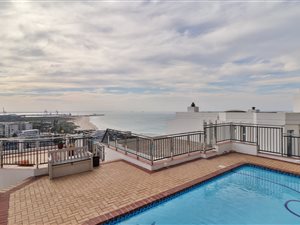 2 Bed Apartment in Summerstrand